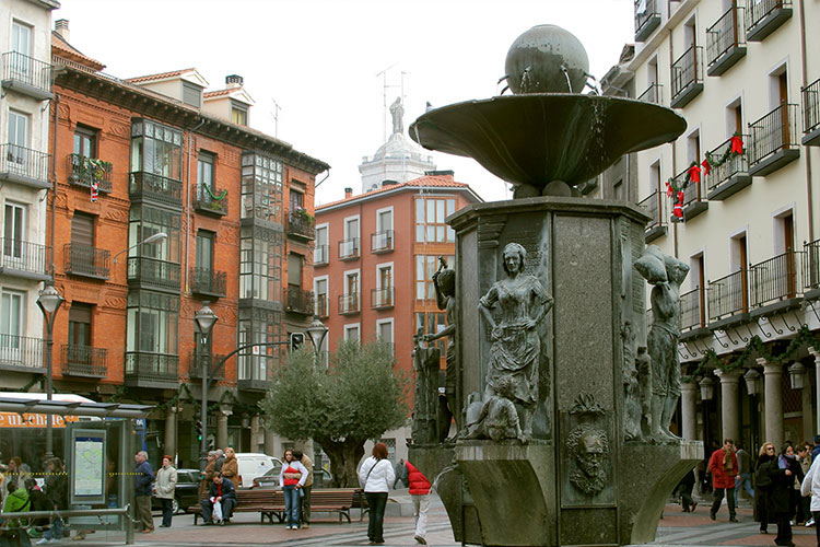 Plaza de Fuente Dorada en 2004